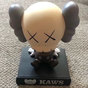 Kaws Car head iPhone holder